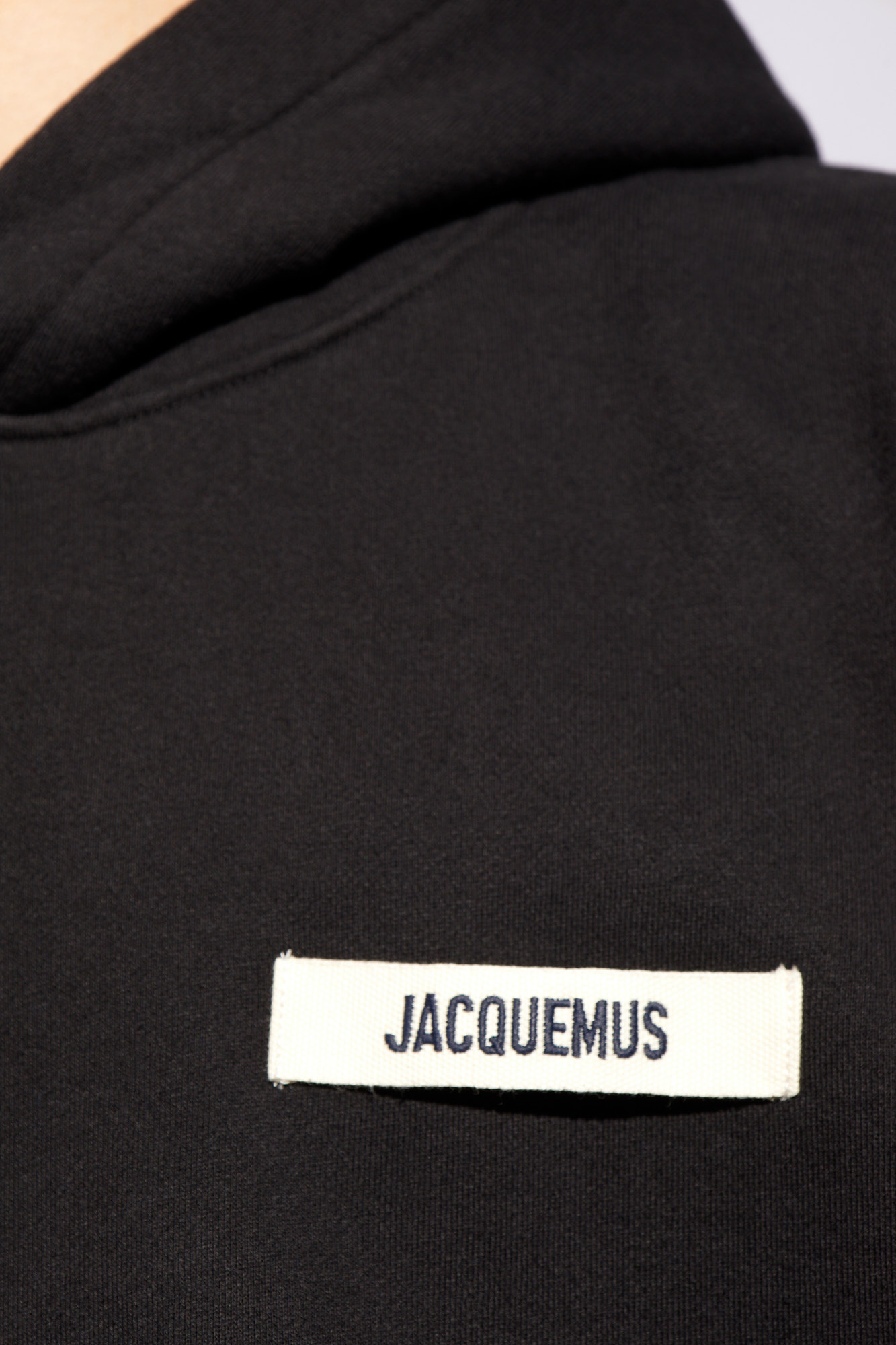パーカー・フーディ JACQUEMUS Men Hoodies 245JS2472036 BLACK Jacquemus: Men's Le Hoodie Zip Gros Grain (Black) | DSMNY E-SHOP